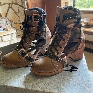 Freebird by Steven Cheyenne size 8